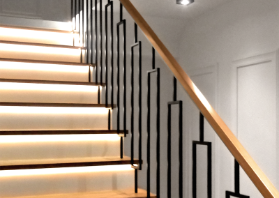 Balustrada art déco ze stalowym panelem